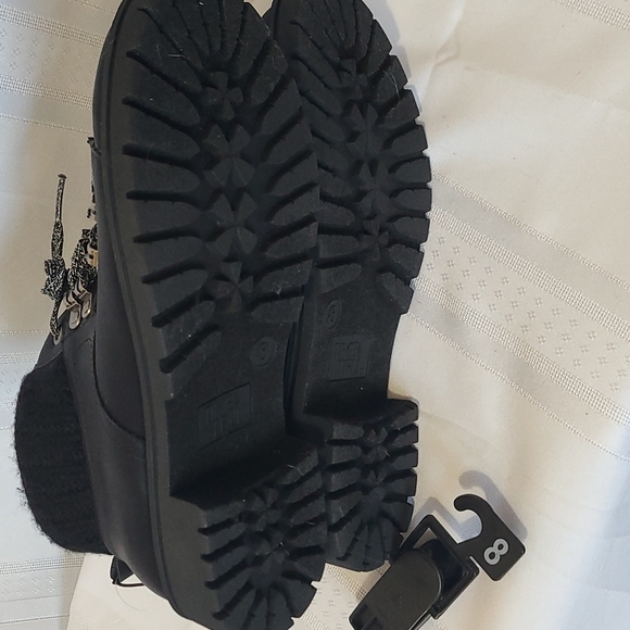 Time & Tru Ankle Boots NWT 8 - Picture 7 of 8